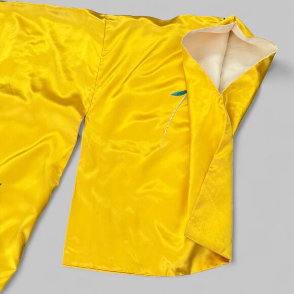 Vintage Japanese Kimono Yellow Gold Silk Satin Embroidered Peony Kosode Robe - Picture 4 of 15